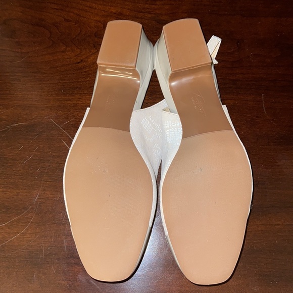 12WW TROTTERS DEAS Slingback pumps - Picture 10 of 13